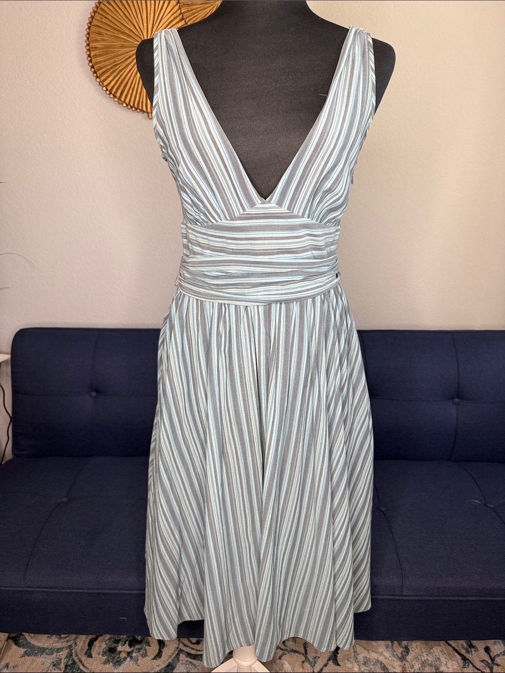 Banana Republic Sleeveless Deep V-Neck Striped 100% Cotton Summer Dress size 2